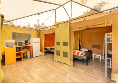 Bungalowtent Comfort + 25 m² – 2 slaapkamers – 5 personen